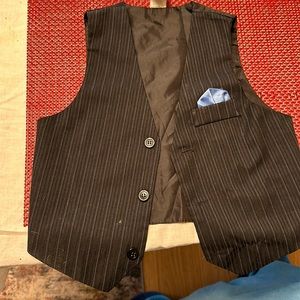 Size 5 kids vest